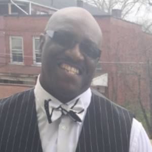 Meet your Posher, Derrick